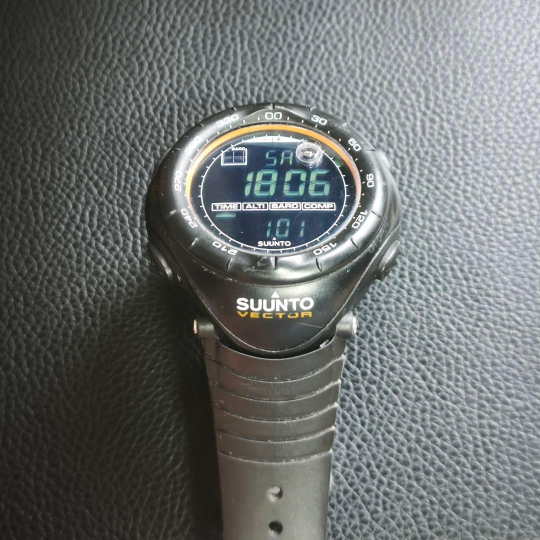Suunto Vector Black Digital Watch Japan Battery Replaced Box Manual 0716115