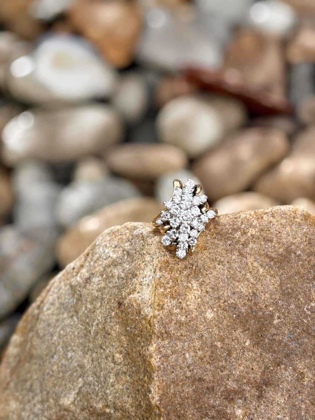 14K Yellow Gold 2.00 CTW Natural Diamond Cluster Ring | 7.78g | Size 6.75
