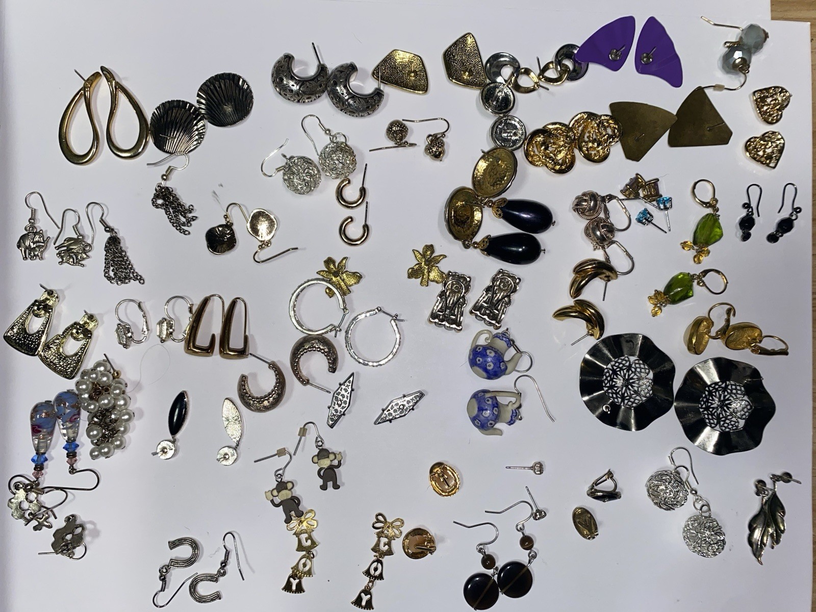 48 Pairs Pierced Earrings Various Types Colors