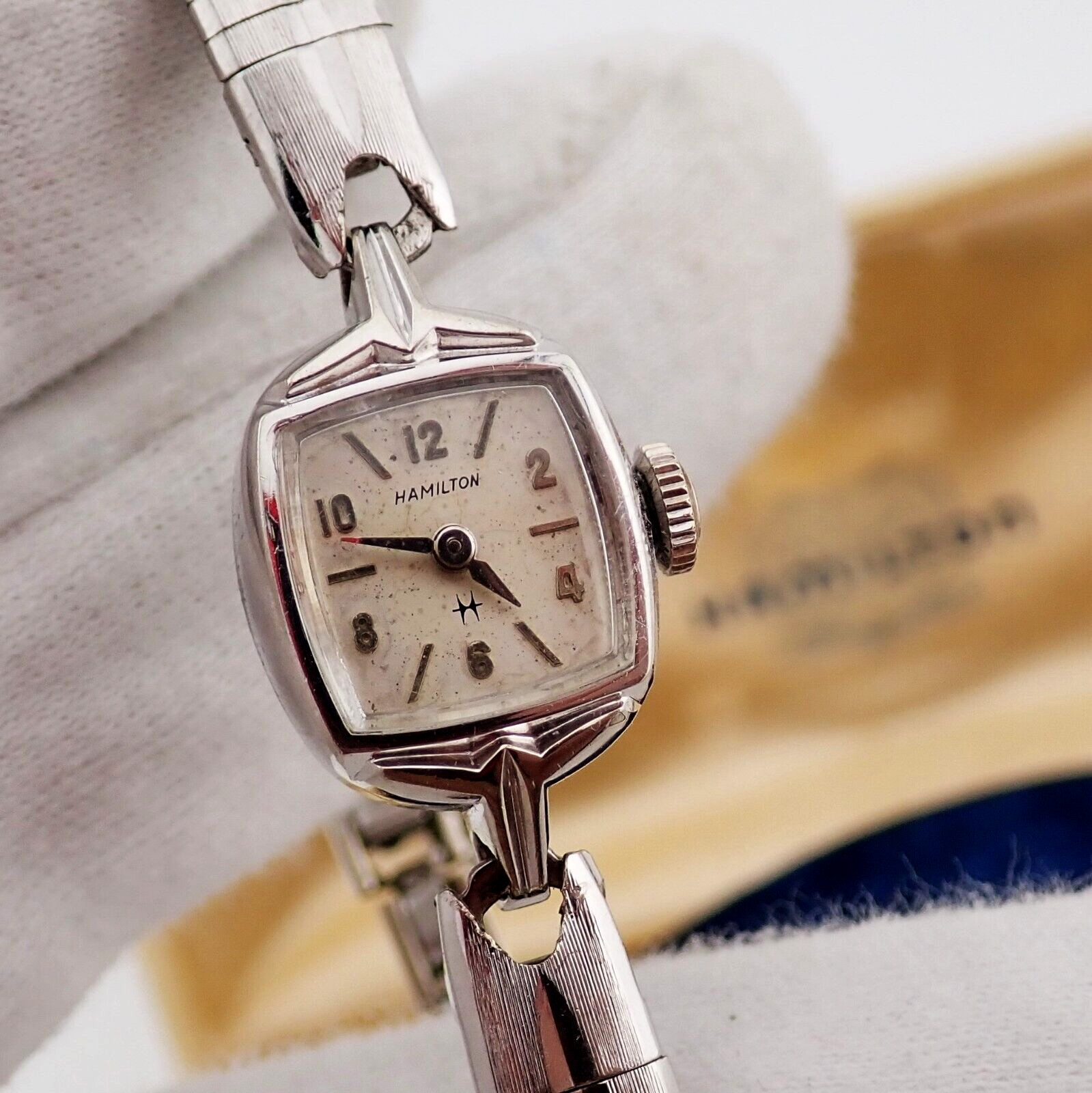 HAMILTON, 50’s Clean 10L Gold Filled w/BOX, Manual Wind LADIES WATCH R27-18
