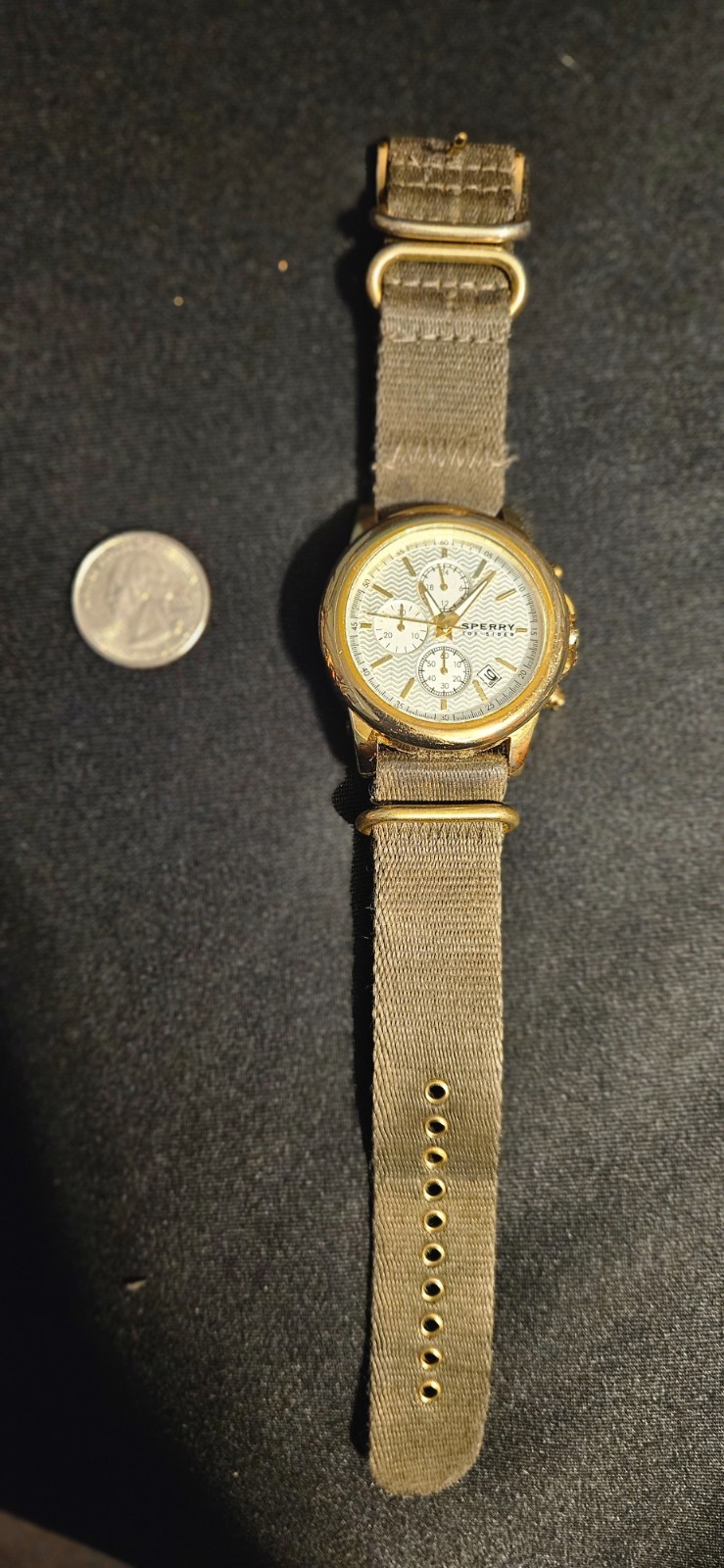 Sperry Top-Sider A126-13 103073 Gold Tone Watch Nylon Strap New Battery Running