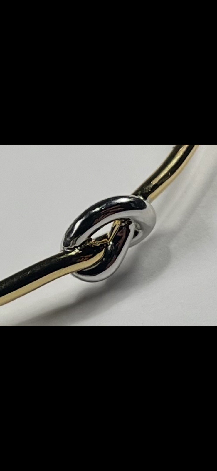NIB – David Markstein Italian 7.75″ Two-Tone Love Knot Bangle Bracelet Boxed