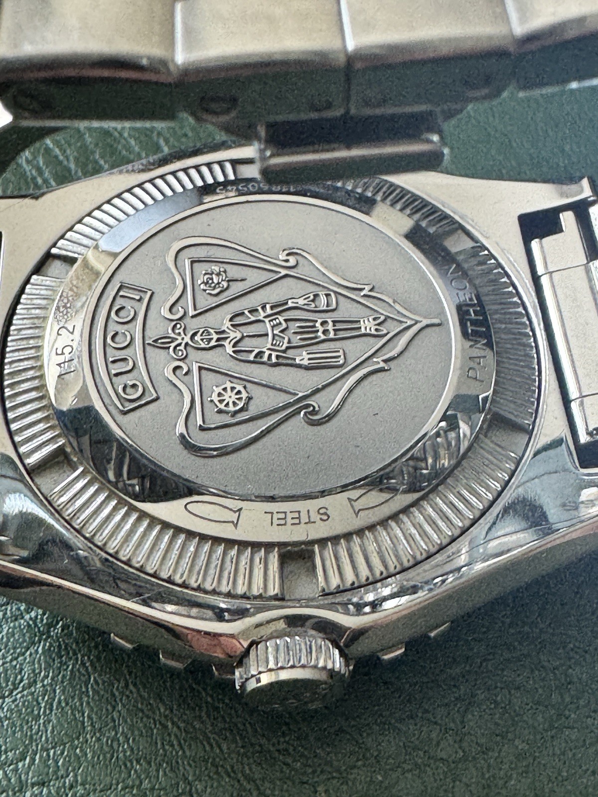 Gucci Pantheon Automatic Diver 115.2 XL, Swiss , Sapphire Crystal, 200m , VGC