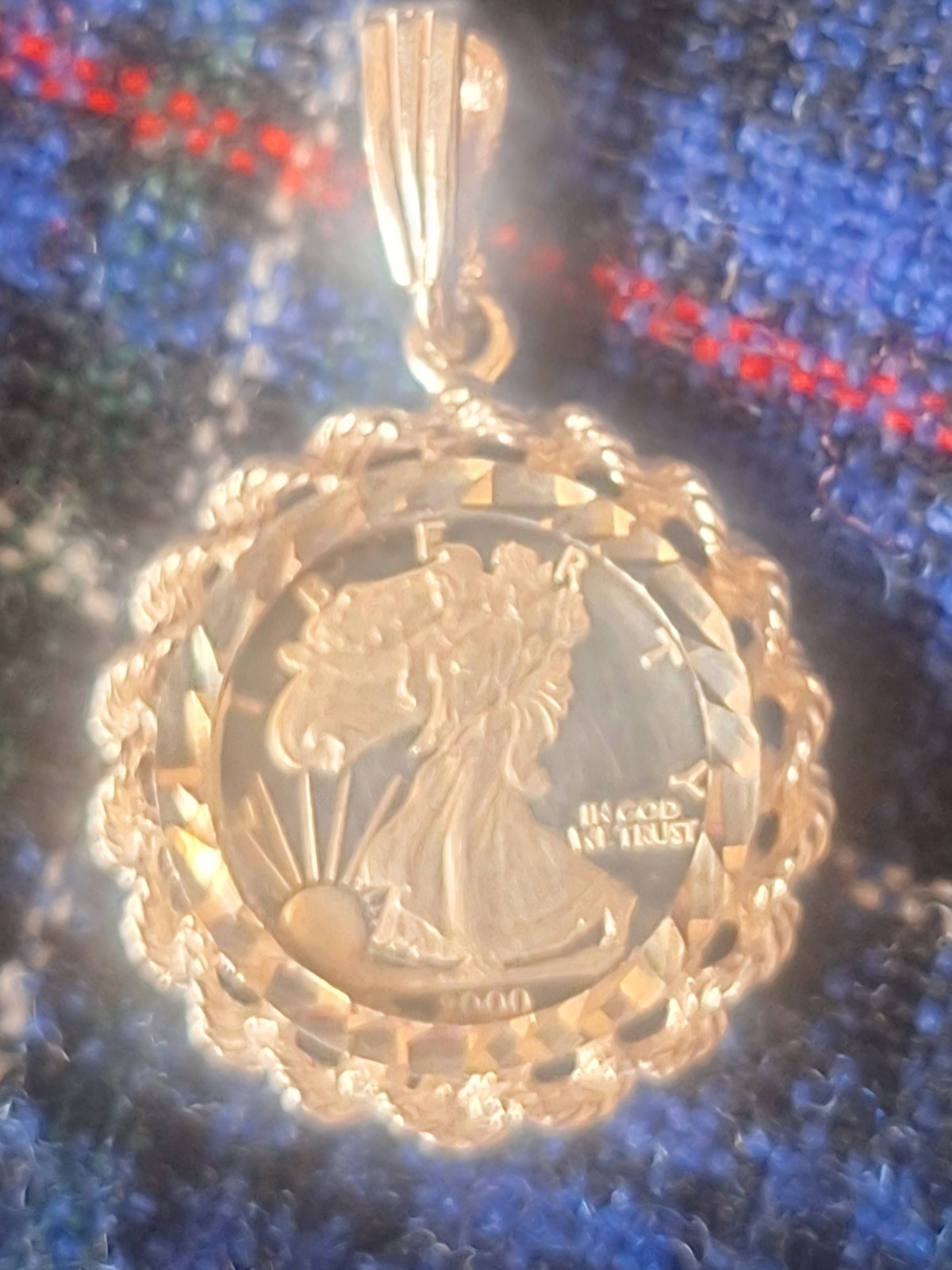 999 STERLING SILVER MILLENNIUM EAGLE COIN PENDANT