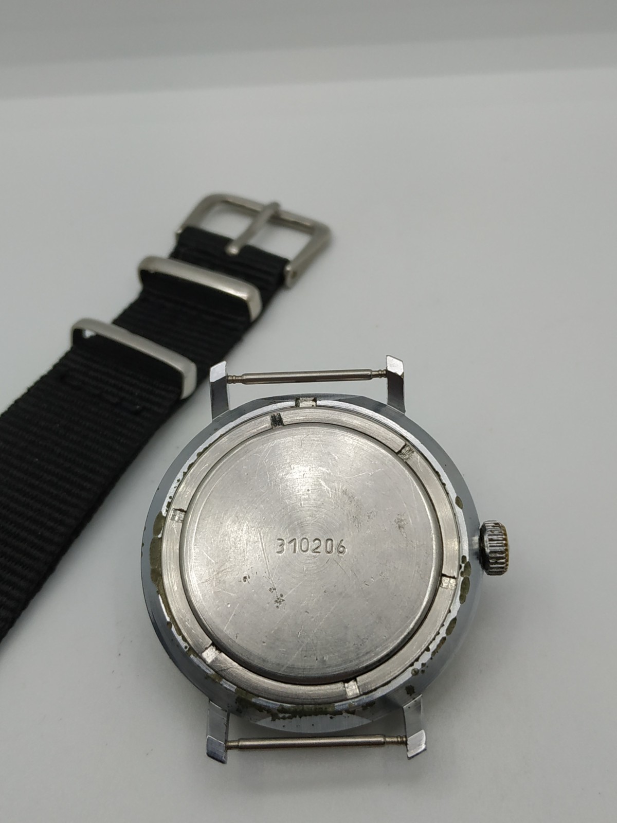Men’s Classic Retro Watch Vostok Wostok Vintage USSR Mechanical Made in Soviet ☭