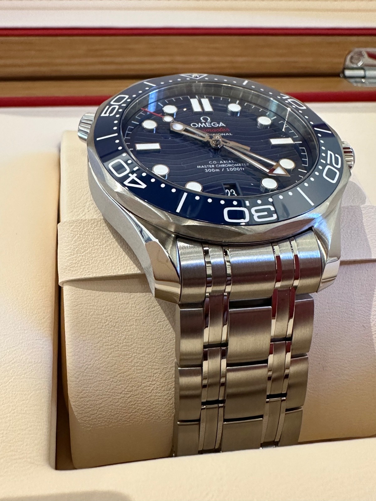 OMEGA Seamaster Diver 300M 210.30.42.20.03.001 Blue New! Box and Cards