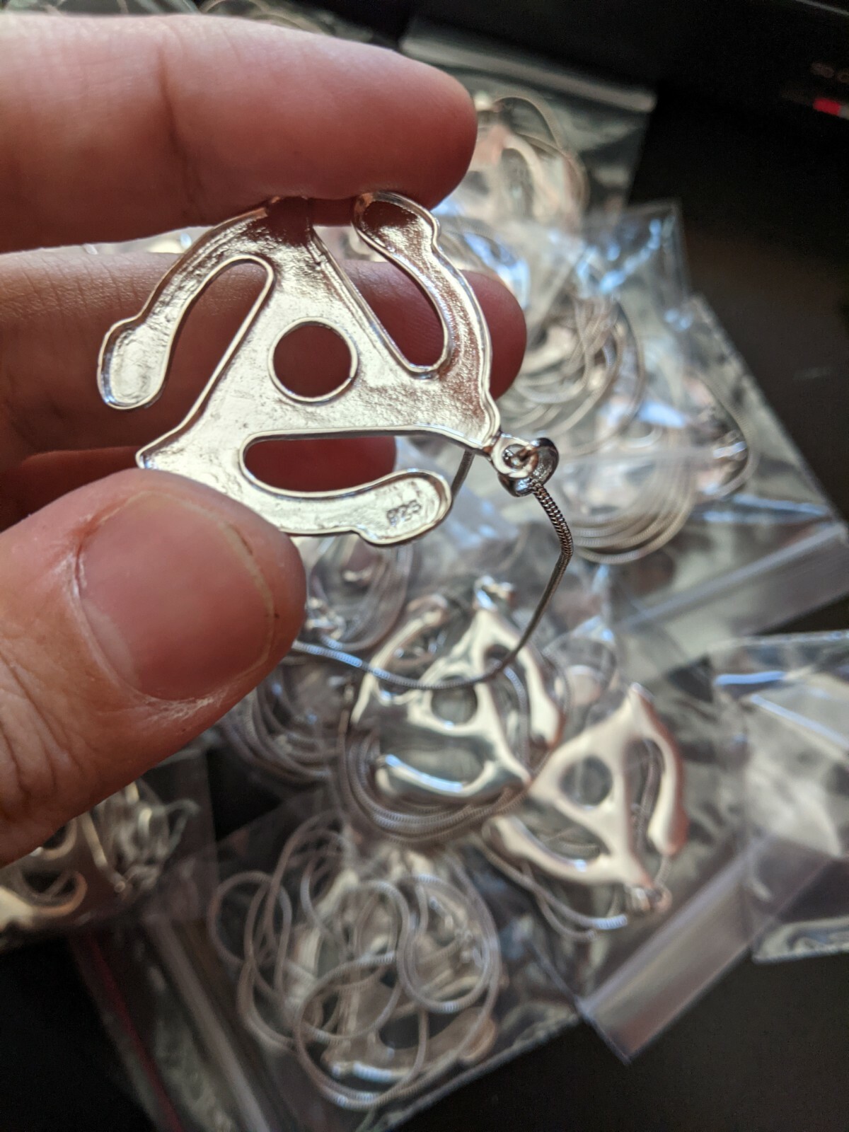45 RPM RECORD ADAPTER PENDANT 925 sterling silver (chain included)