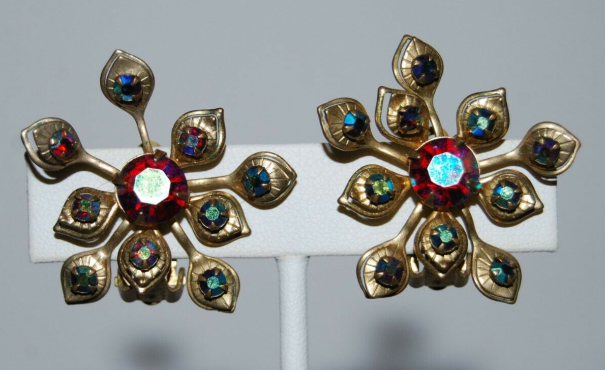 ELEGANT VTG MCM COUTURE IRIDESCENT RHINESTONES GOLDEN FLOWER SPRAY CLIP EARRINGS