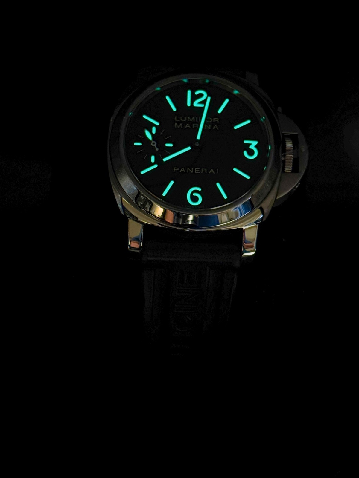 Panerai PAM111 Luminor Marina Men’s Black Watch – PAM00111 R Series Box Papers