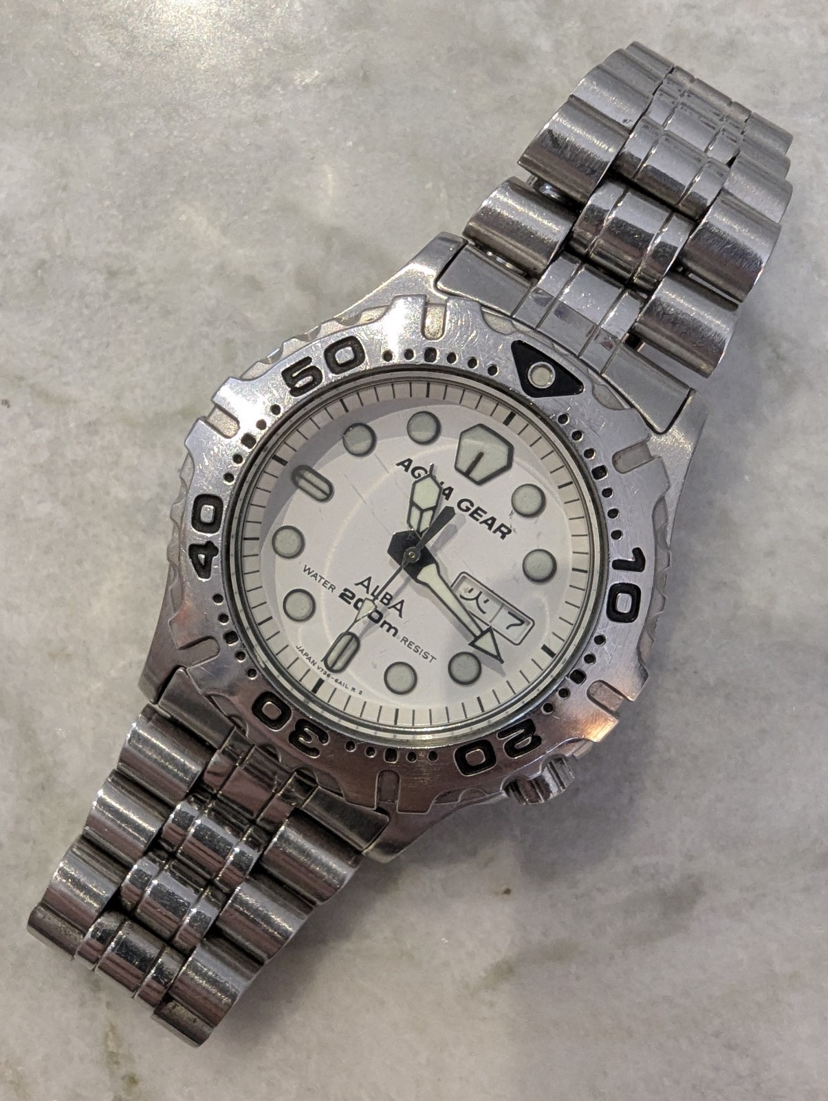 Alba Aqua Gear V736-6A10 200m Diver JDM Kanji Day Date 2003