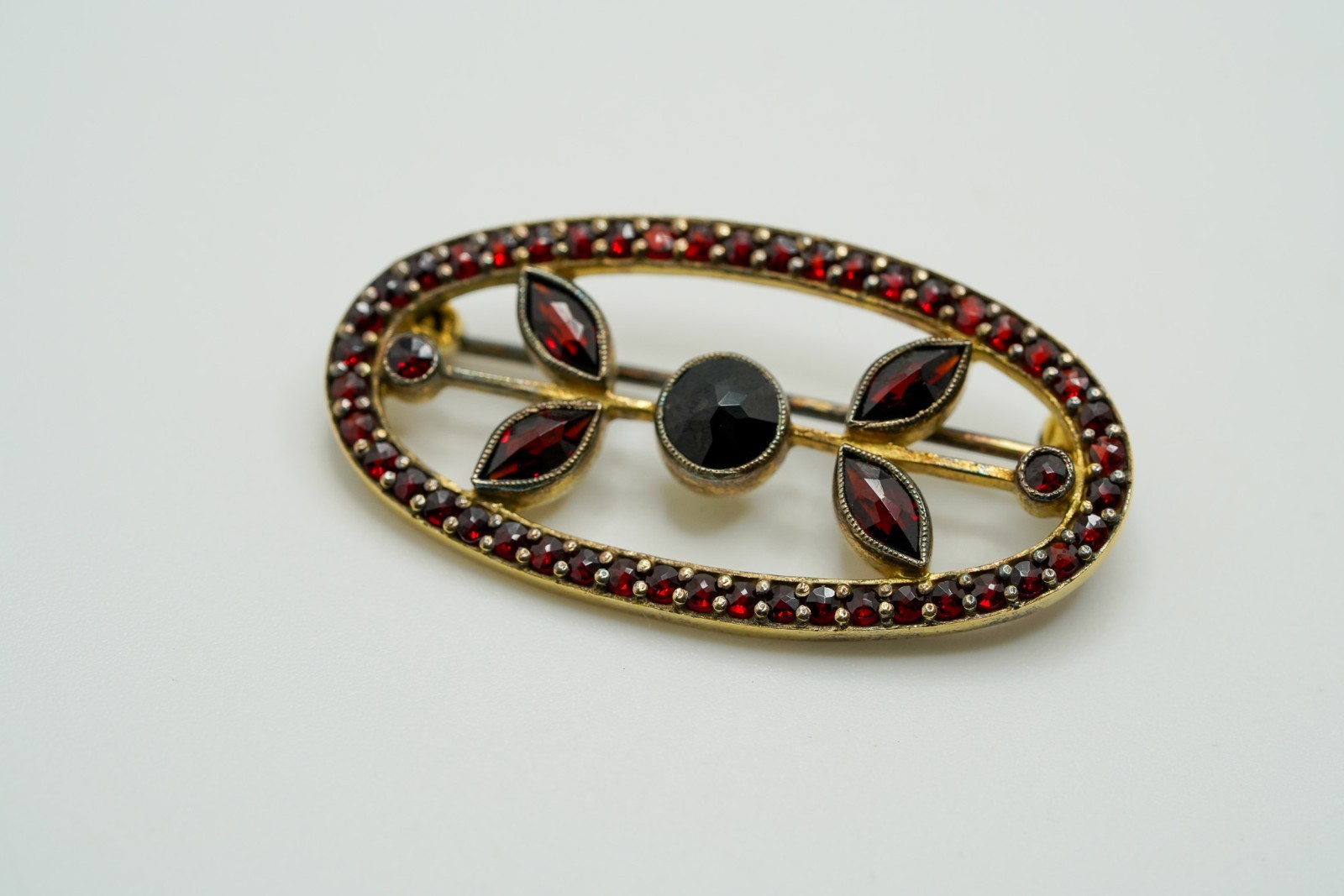 Antique Bohemian Garnet 835 Silver Brooch 3.8cm JB46