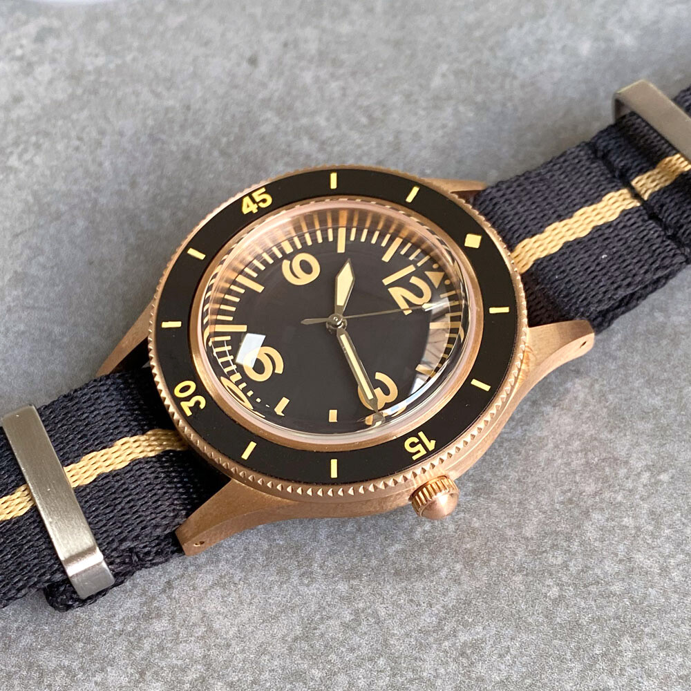 40mm 50-Fathoms Retro CUSN8 Solid Bronze NH35 Dress Men Watch Sapphire 20Bar