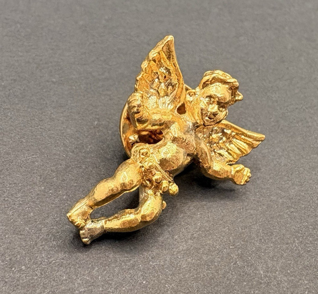 Vintage Kirks Folly Cherub Angel Arms Outstretched Pin Brooch Gold Tone