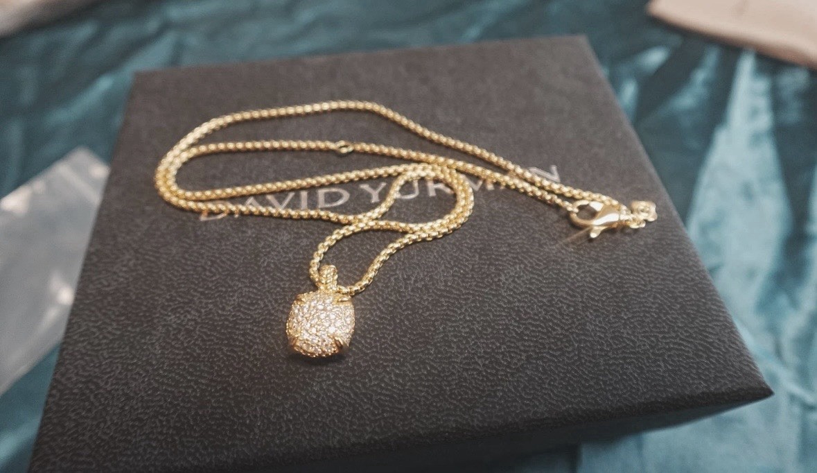 David Yurman 18k Yellow Gold Chatelaine Design Pendant Box Necklace ~ 17-19in