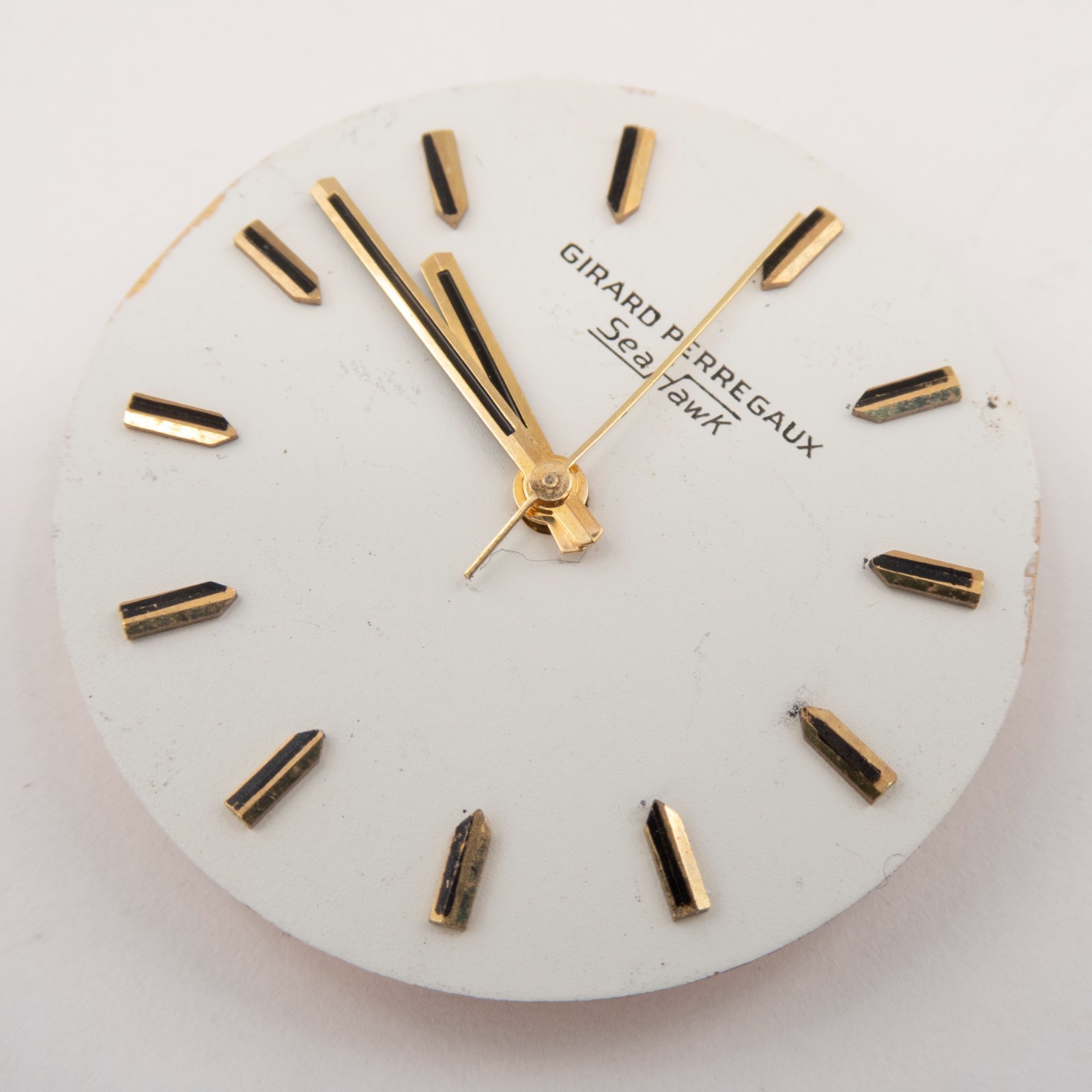 Vintage Girard-Perregaux Sea Hawk Caliber 132-208 17-Jewel Wristwatch Movement