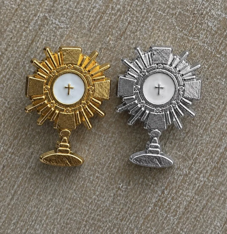 Catholic Monstrance Lapel Pin Silver and Gold Color (2 pieces (1 of each color)