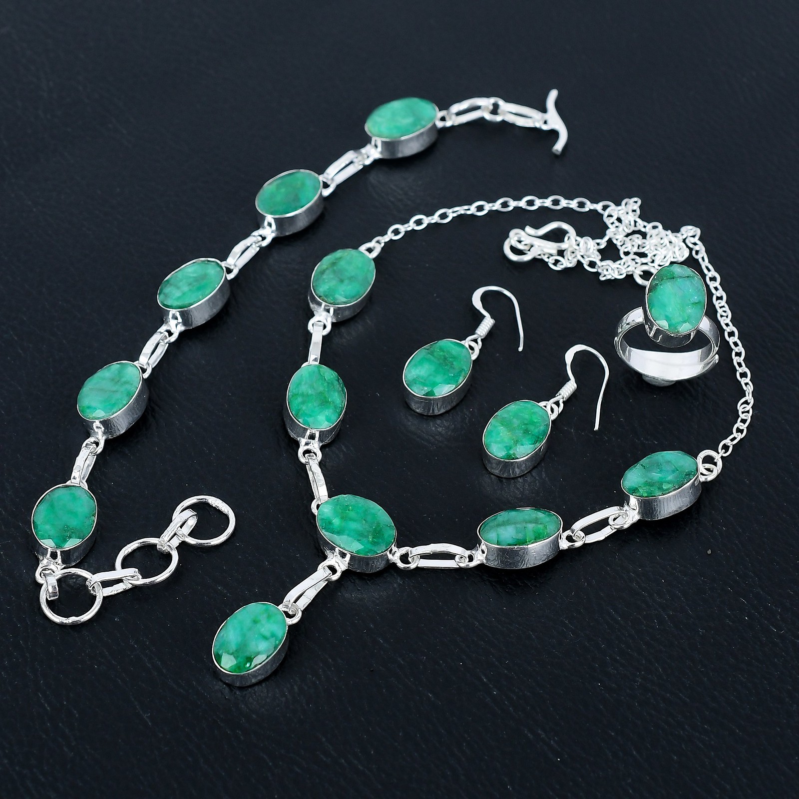 Sakota Mines Emerald Oval Gemstone Ethnic 925 Sterling Silver Jewelry Set VJ 871