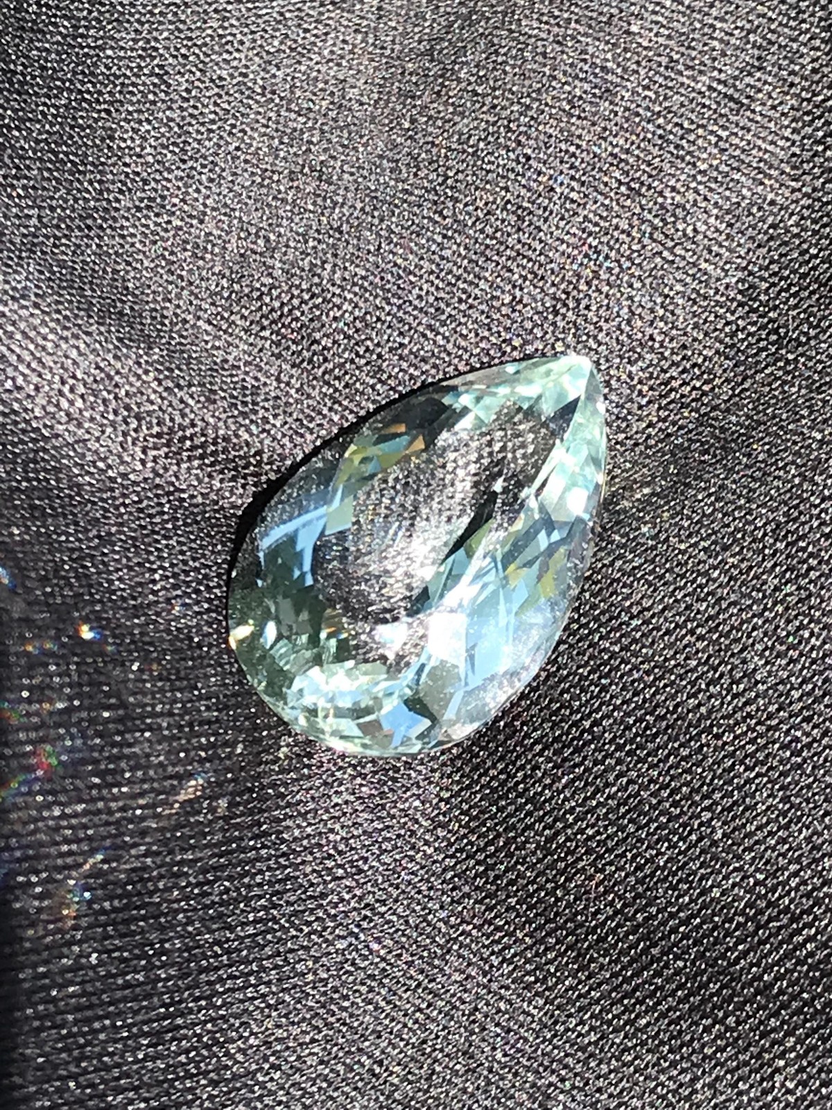 Topaz Untreated Pear 17.30 cts~Beautiful light Blue Hue~Top Cut, Excellent for