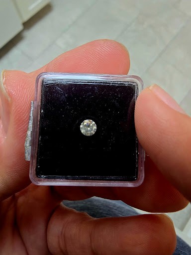 0.28 CT Natural Diamond Solitaire Round Brilliant SI1 Light Greenish Yellow IGR