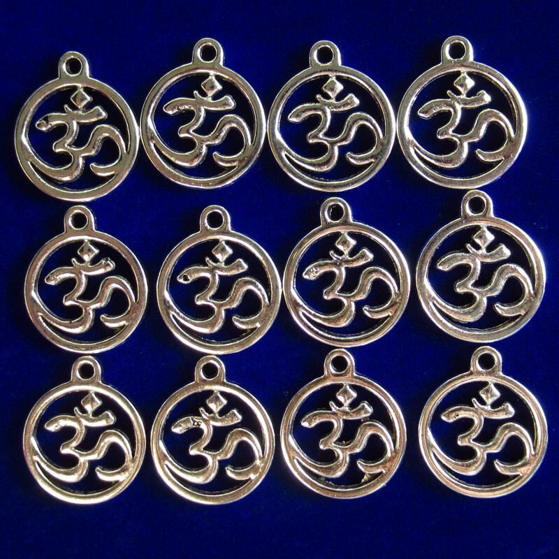 12Pcs 20x18x2mm Tibetan Silver Yoga Symbol Round Pendant Bead CJ51