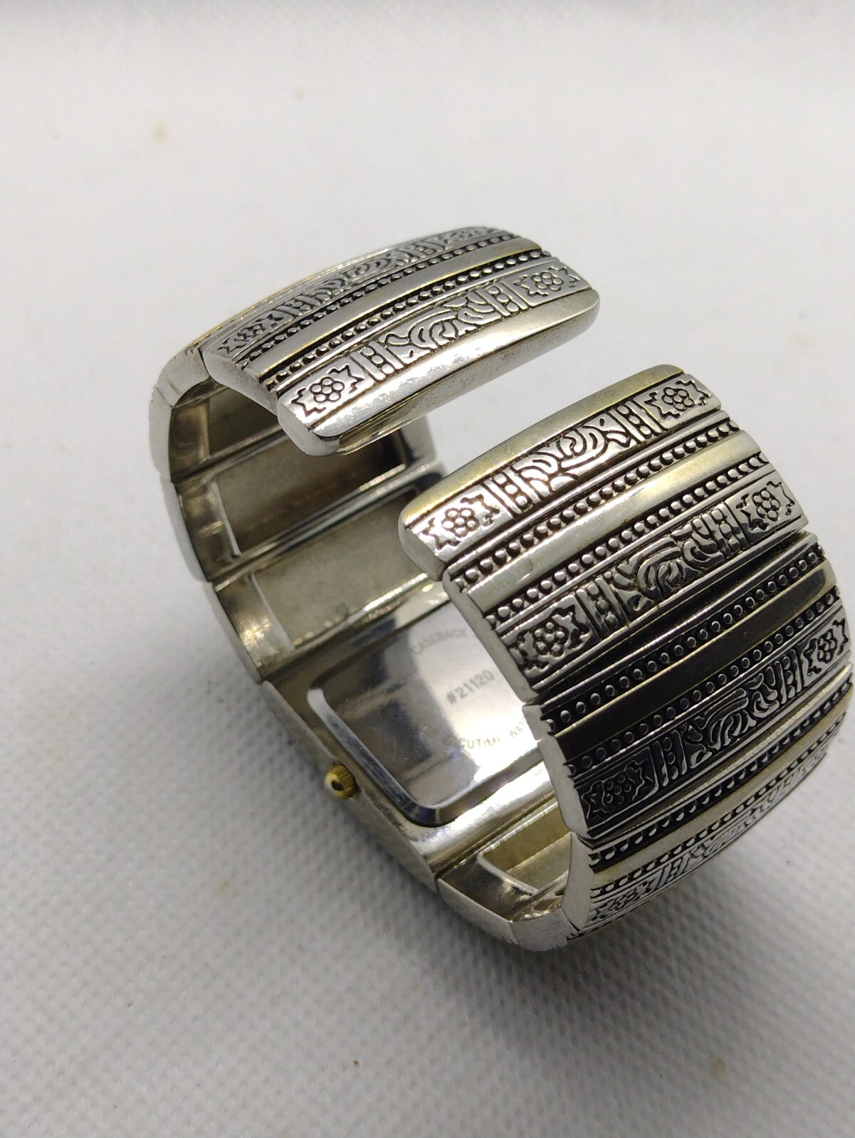 Vivani Gold and Silver tone Bangle watch Silver tone Women’s Girls Female
