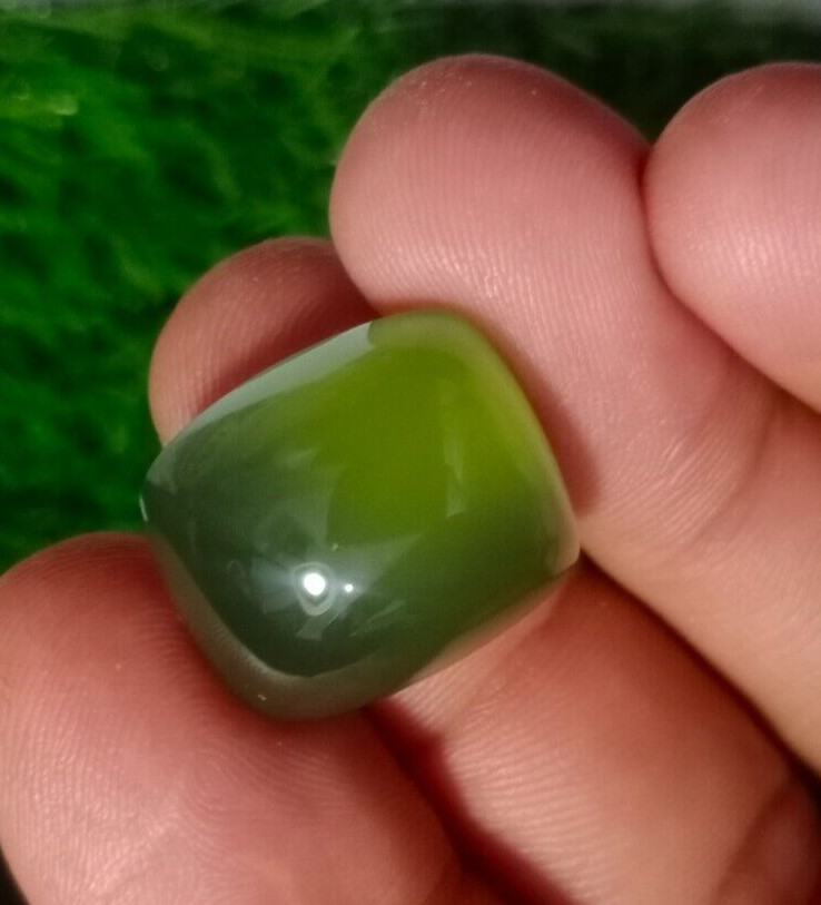 28.00 Carat Natural Loop Clean Serpentine Cabochon Loos Gemstone From Pakistan