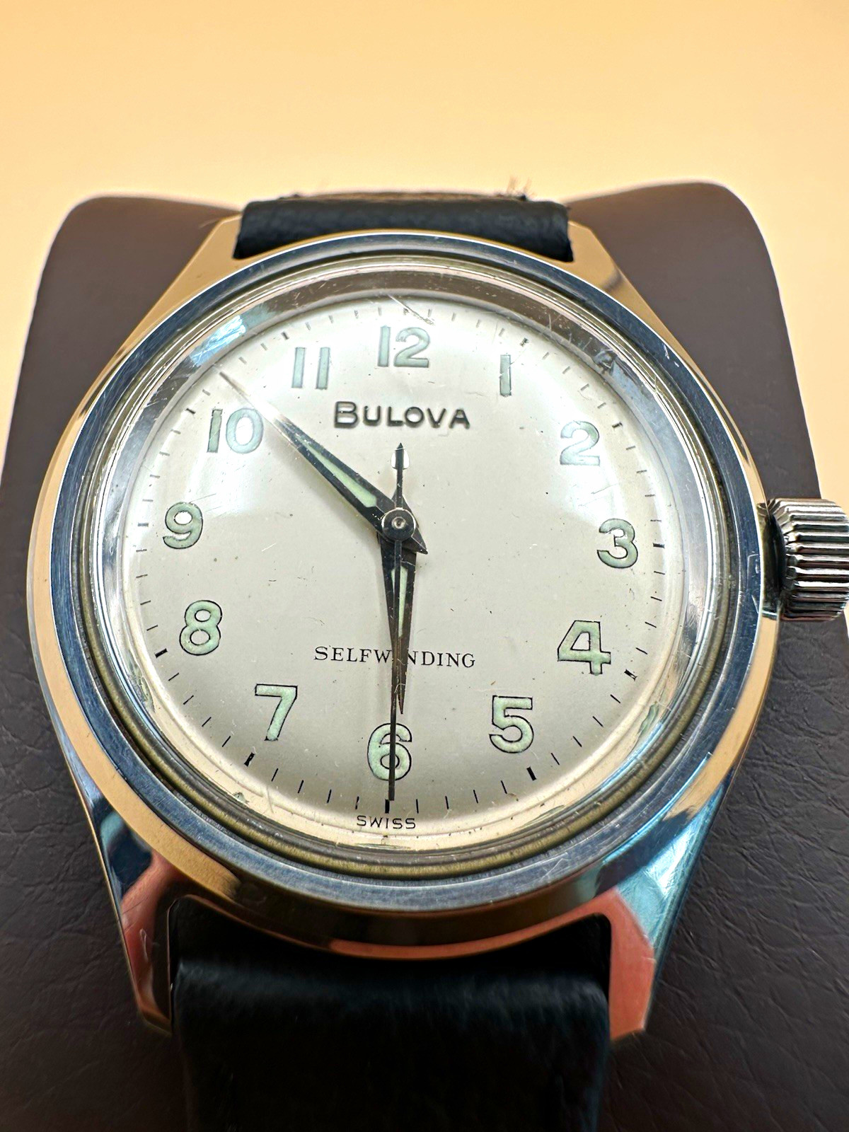 Vintage Bulova Swiss Automatic Self-Winding Men’s Watch Silver Dial 34mm
