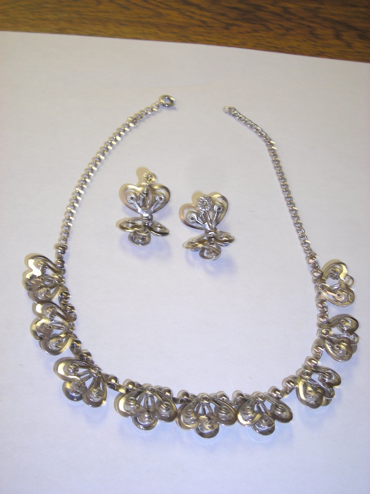 Vintage 50-60’s Ice Blue Rhinestone Necklace & Matching Earrings NIce
