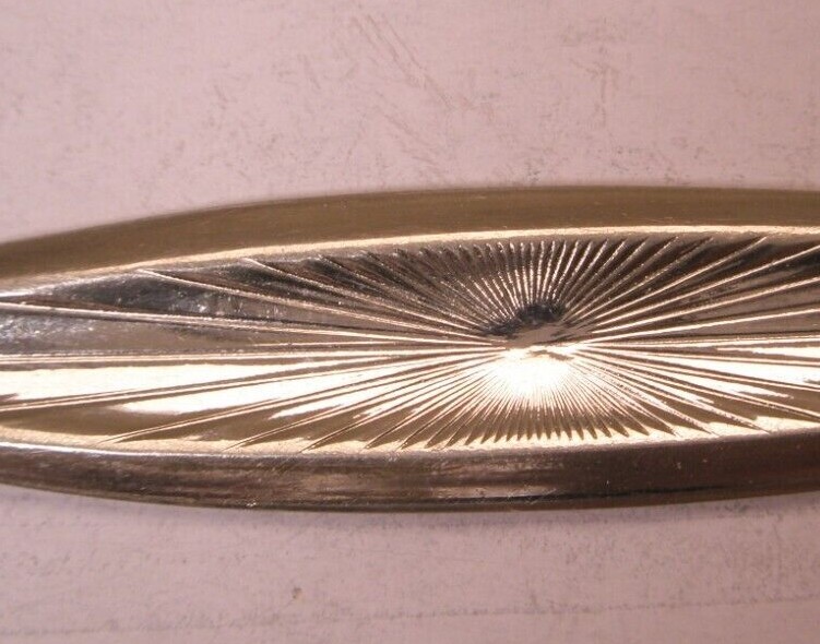 1-11/16″ Radial Lines Tapered Design Silver Tone Quality Vintage Tie Bar Clip