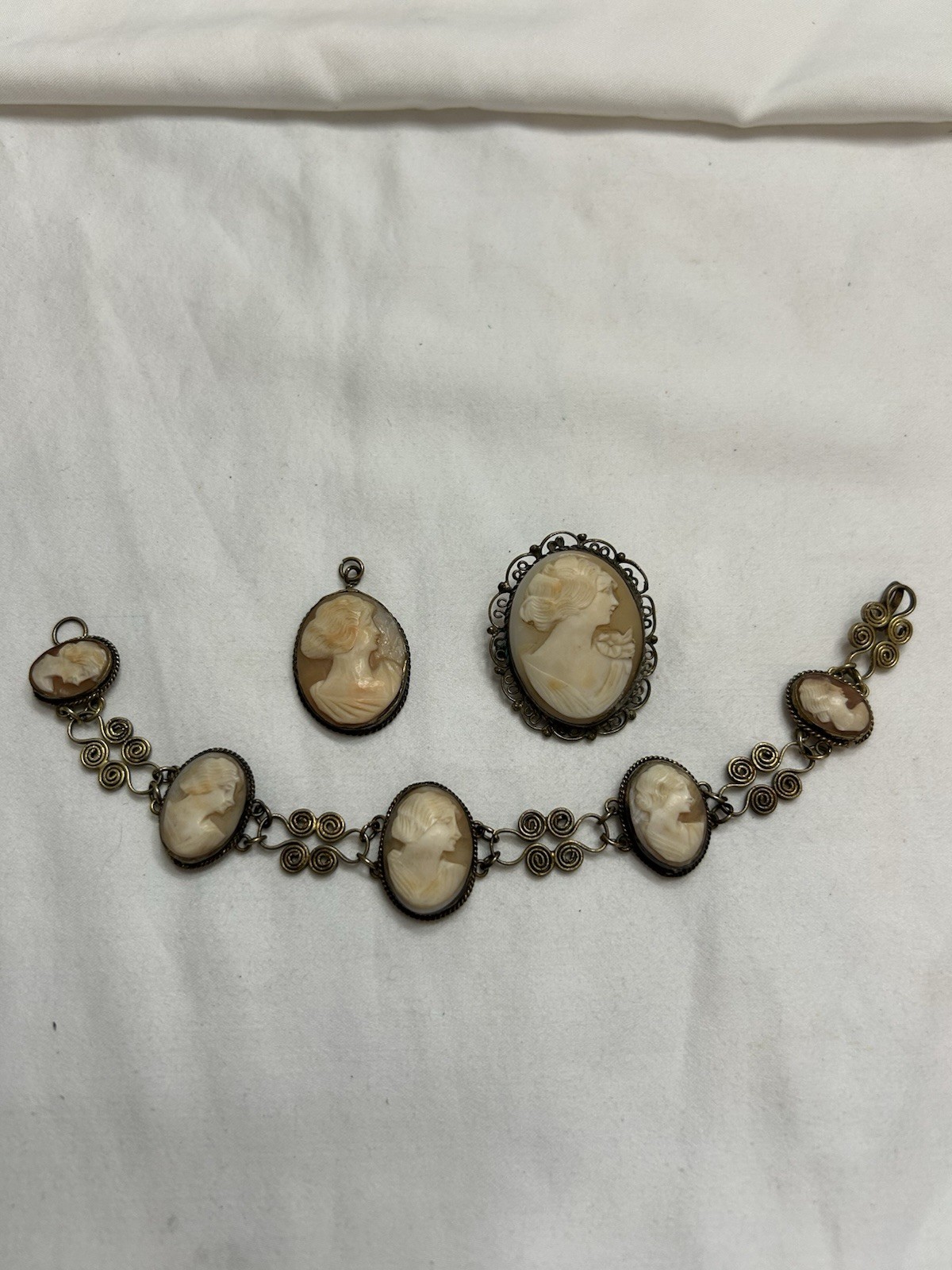 Antique Hand Carved Shell Cameo Brooch, Pendant & Bracelet Filigree Unmarked