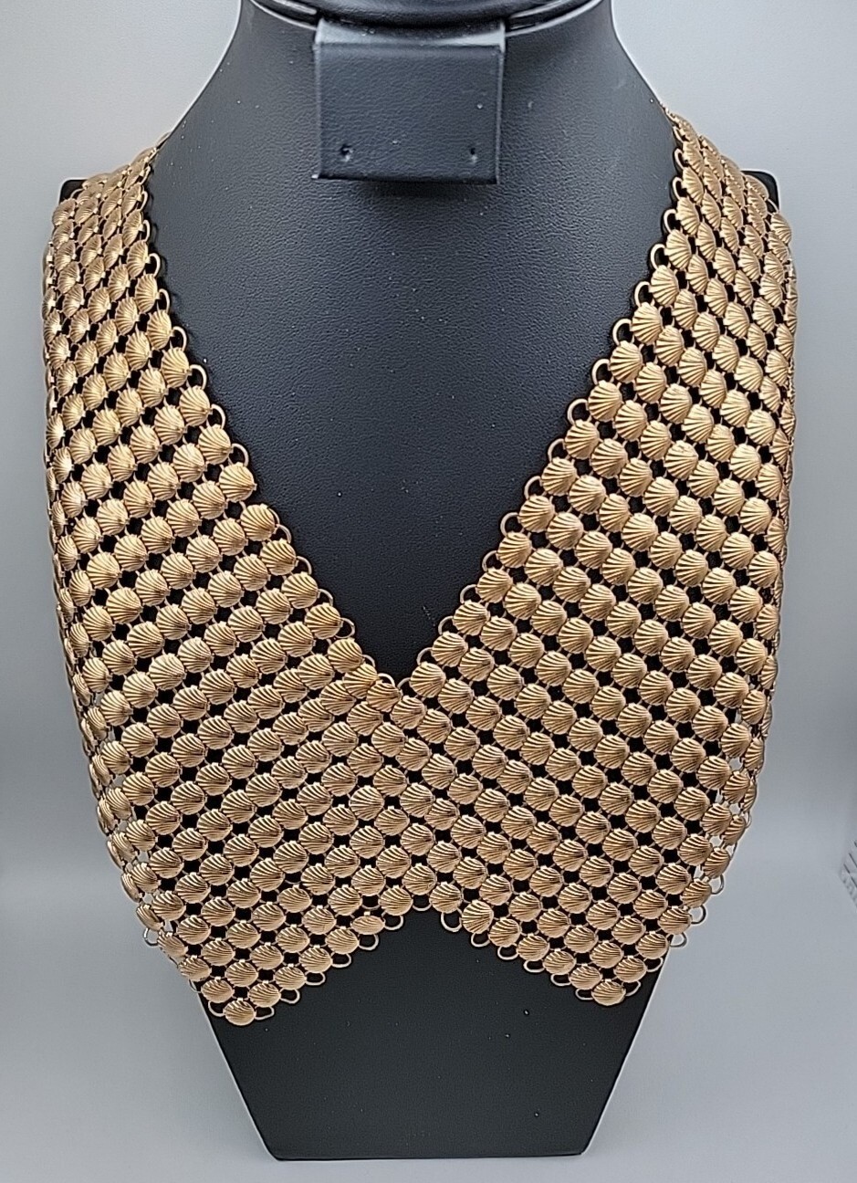 Gold Tone Metal Shell Shaped Mesh Large Bib Shaw Necklace Vtg
