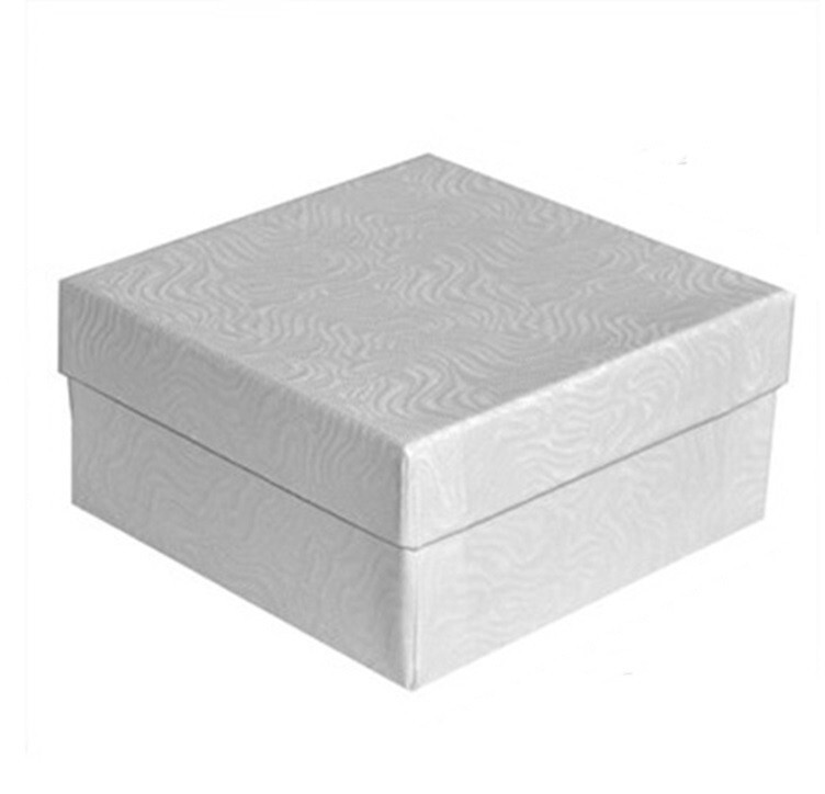 3 1/2″ x 3 1/2″ x2″ Bangles Candles New Cotton Fill Jewelry Gift Boxes Packaging