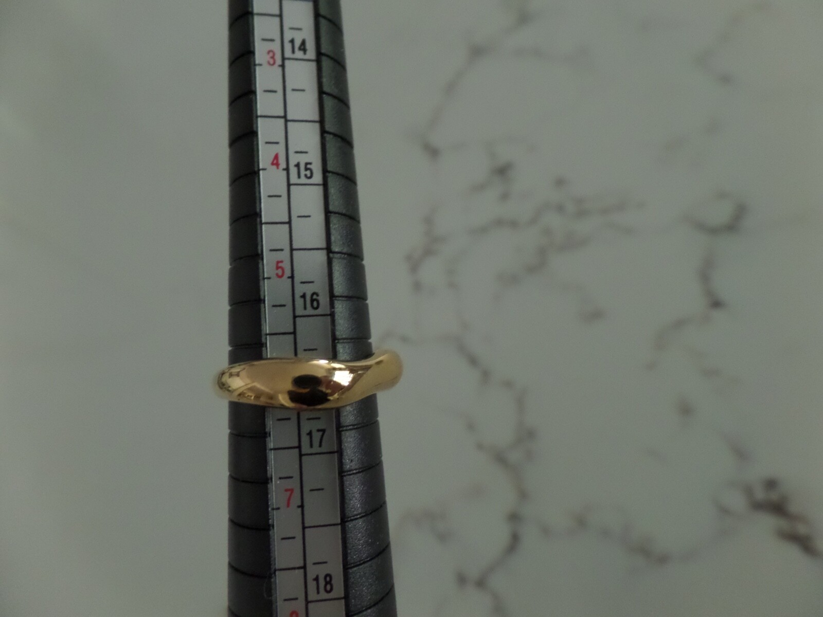 New Latest PANDORA 14k gold-plated unique metal blend, this polished ring band