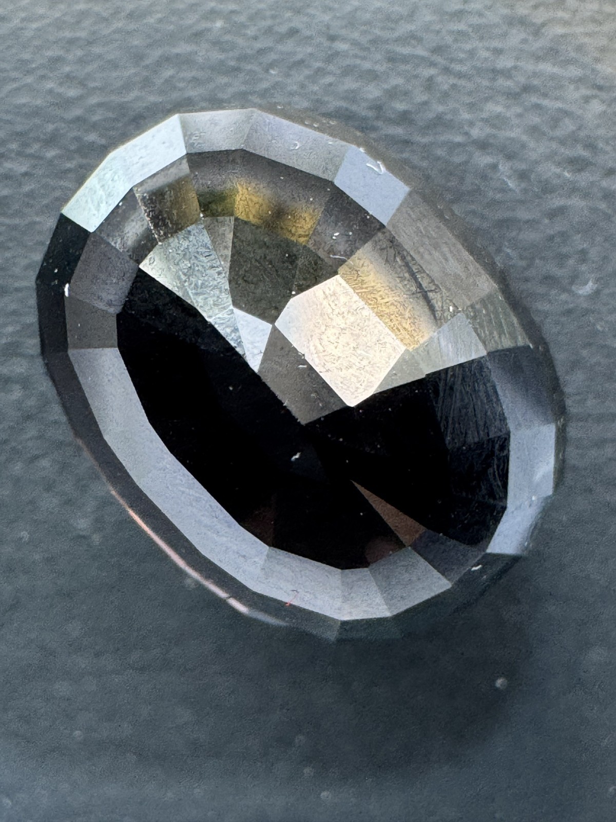 Dark Purple TOURMALINE, 14.04 Carats, 15.4 x 11.8 mm Oval, VSI. Mined in Nigeria