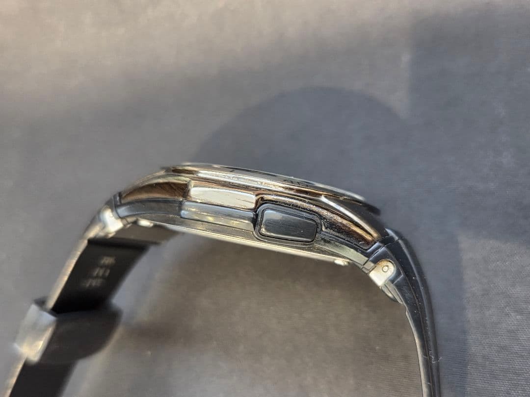 Non-functional CASIO wave ceptor WVA-M640 radio-controlled solar watch