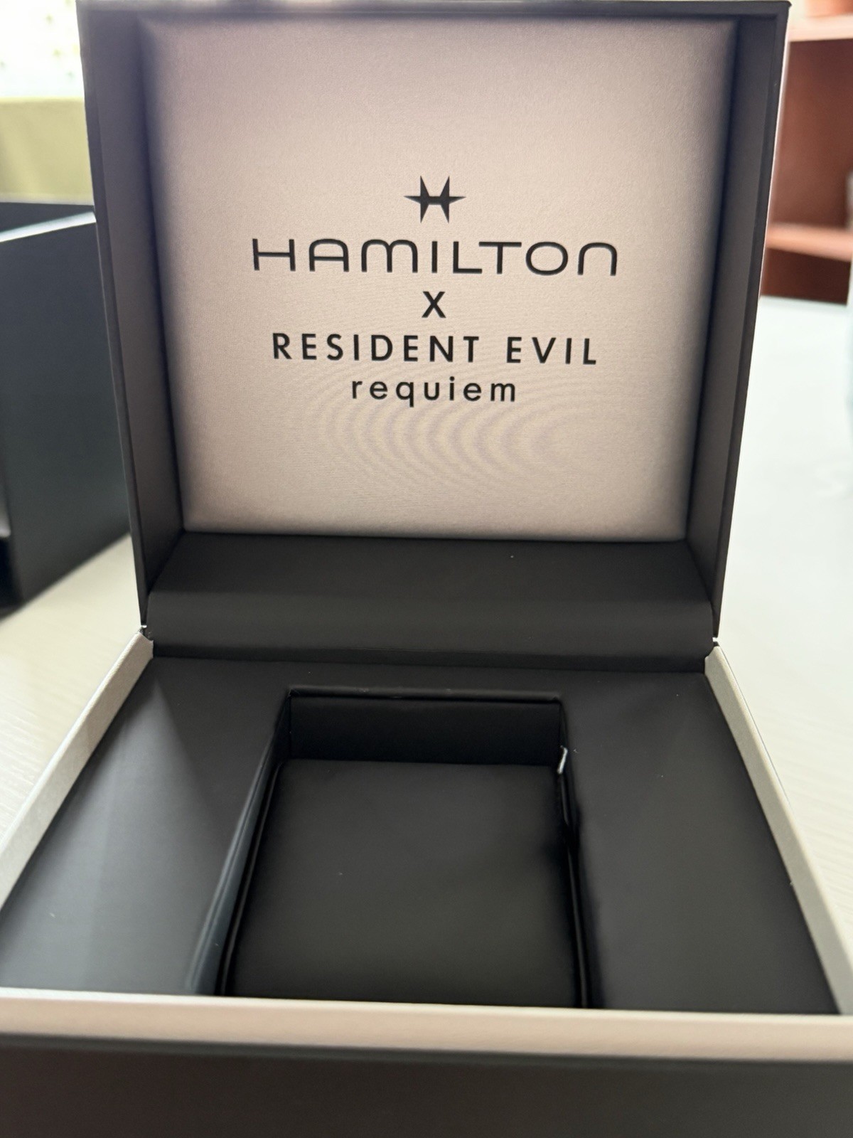 HAMILTON X Resident Evil Khaki Field Auto chrono Watch Limited Edition H71636330