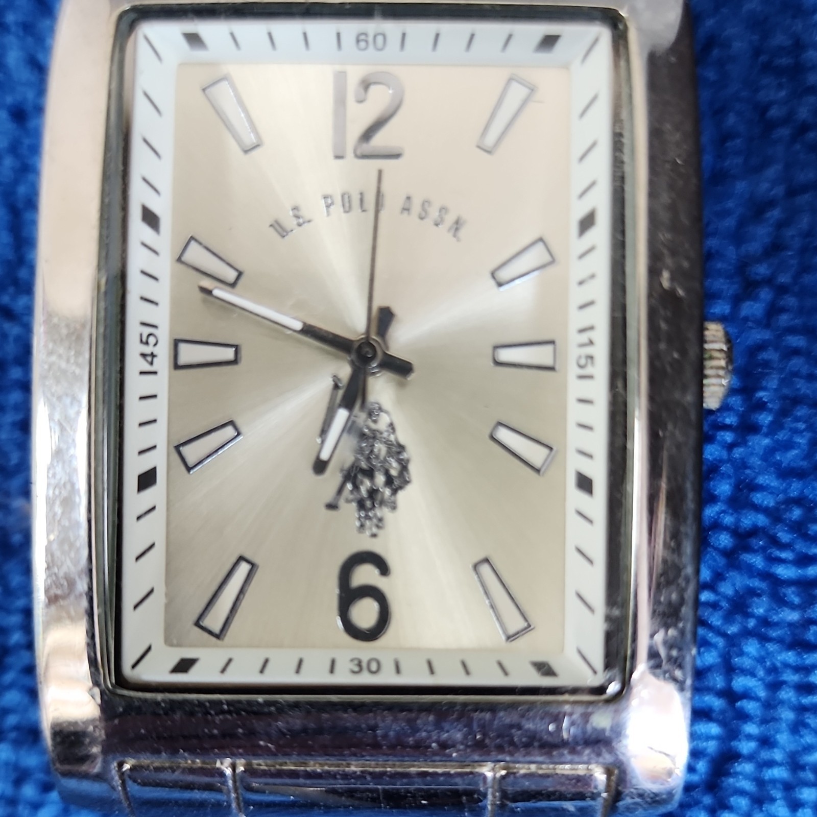 U.S. Polo Assn. Quartz Analog Rectangular Silver Dial Watch Box Extra Strap