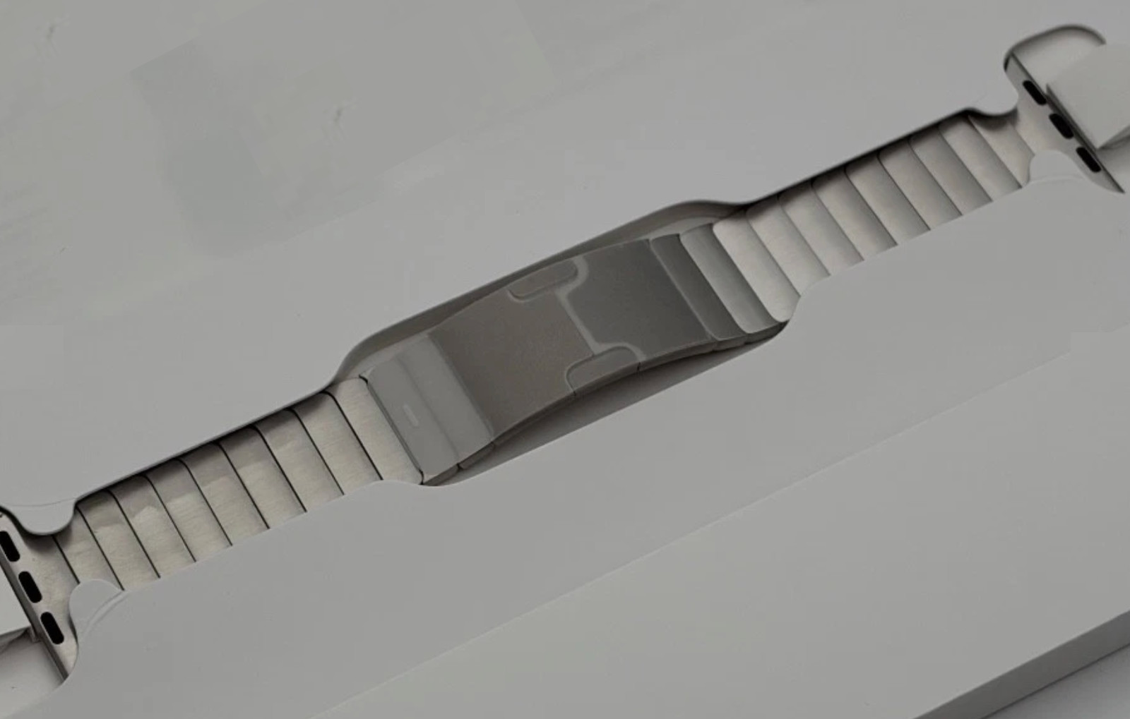 Brand New Original Apple Link Bracelet 46mm Natural Color From Apple USA