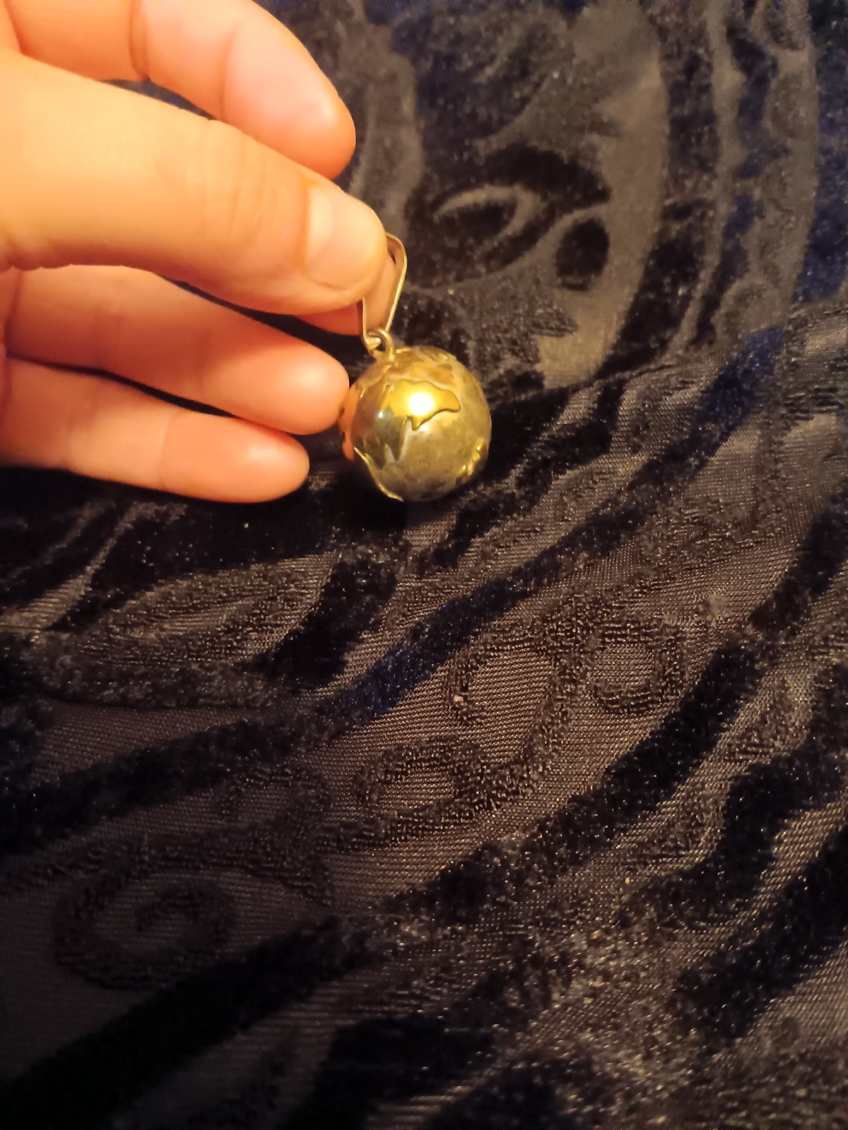 Metal Globe World Map Round bell Pendant