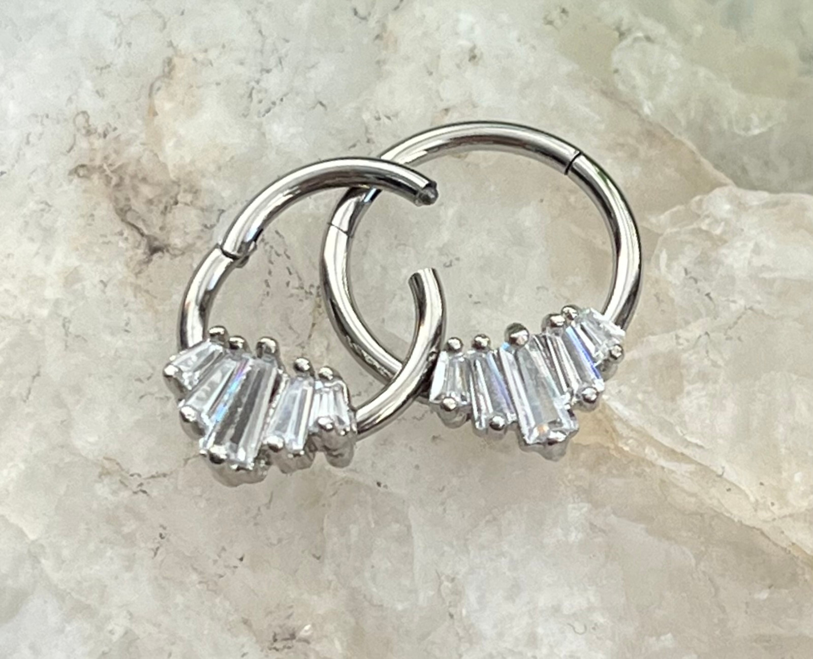 1pc Five Baguette Gems Fan Hinged Segment Ring 16g Septum Helix Ear Cartilage