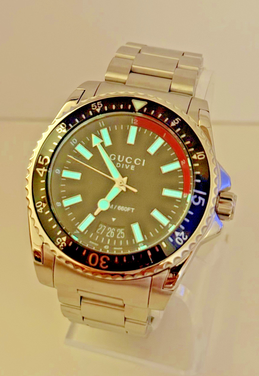 ​GUCCI Dive YA136212 Black Stainless Steel Men’s Watch 45MM – Brand New