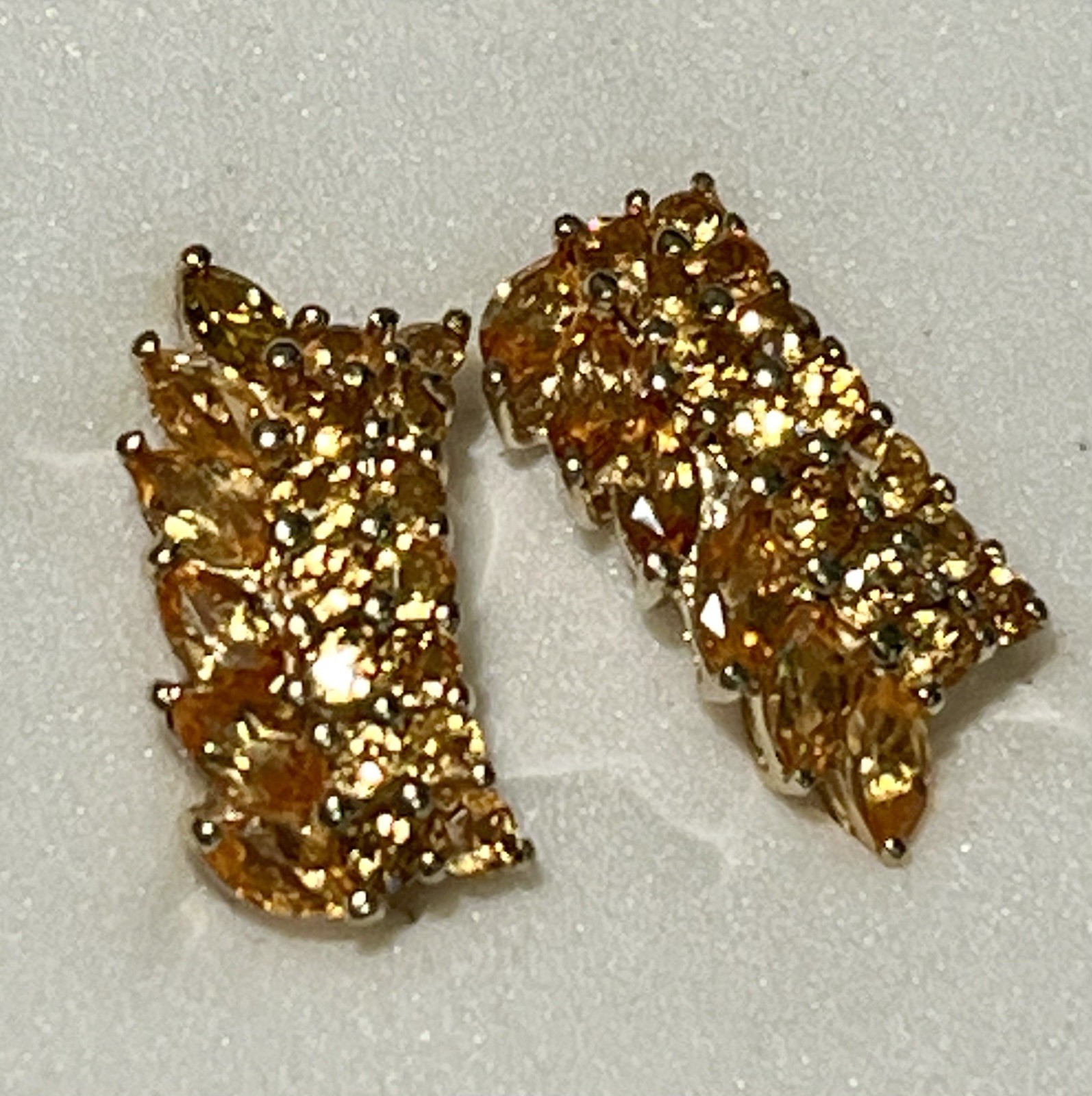 10K Gold Earrings With 40 Total Citrines, Post, 2.22gr, 11/16”L Vintage Estate