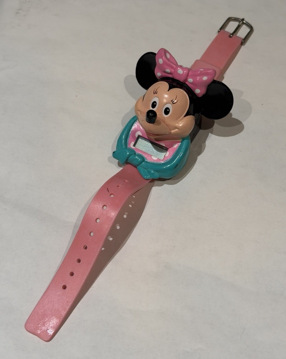 Disney Minnie Mouse Girls Quartz Digital LED Wristwatch Pink Plastic Band