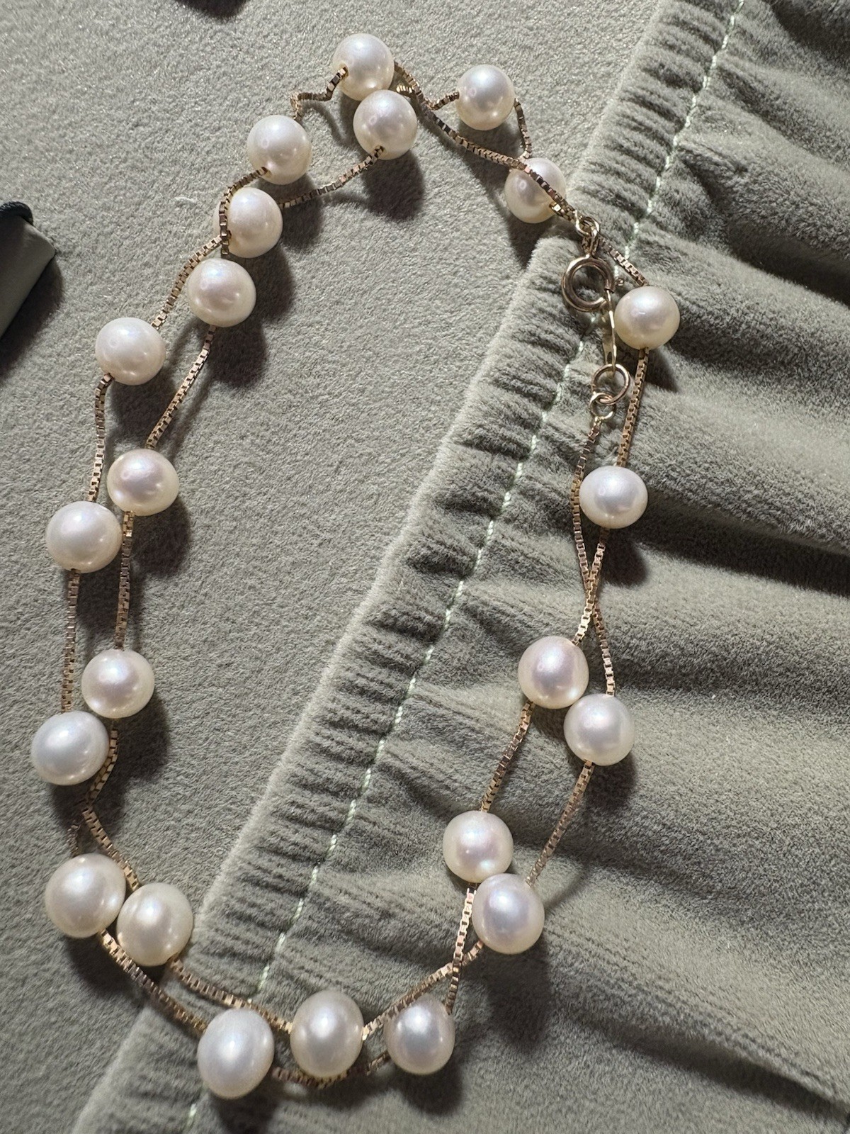 10k Yellow Gold Chain Pearls Necklace Beautiful 6.70G NC 23 Pearls 5.5mm 16”
