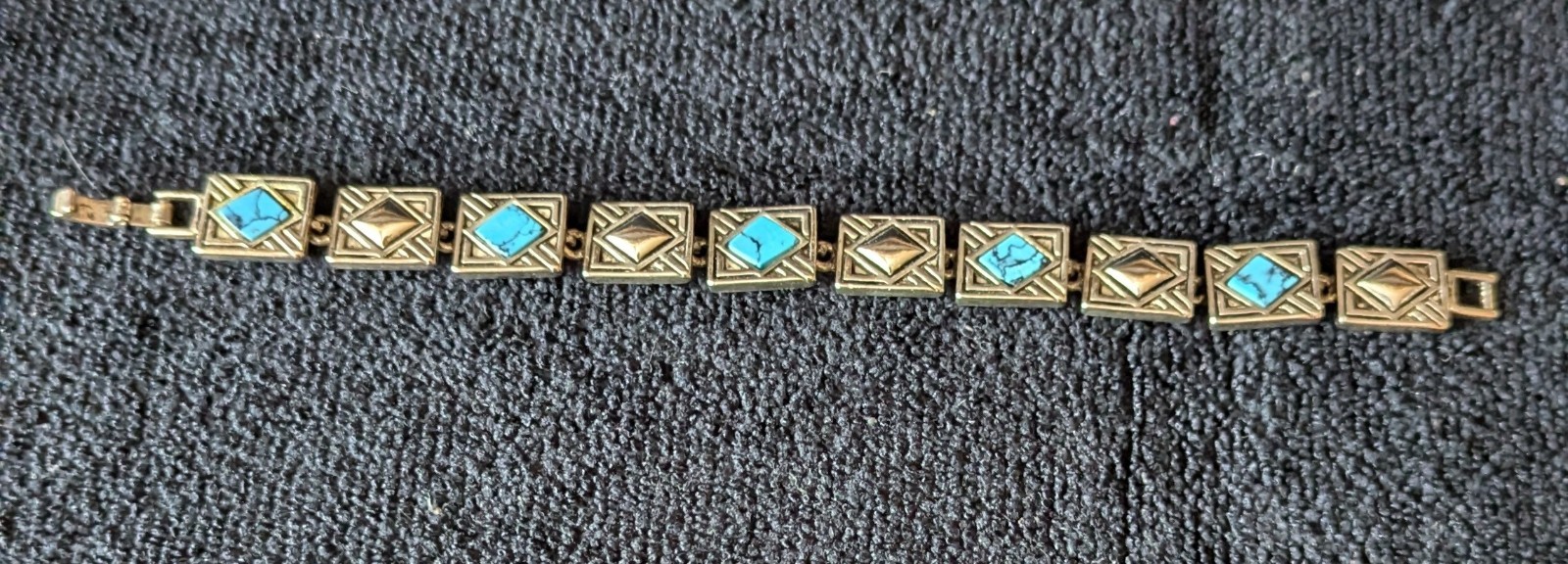 Vintage Silver Tone And Turquoise bracelet. 7 Inches. Not Stamped Silver Or 925
