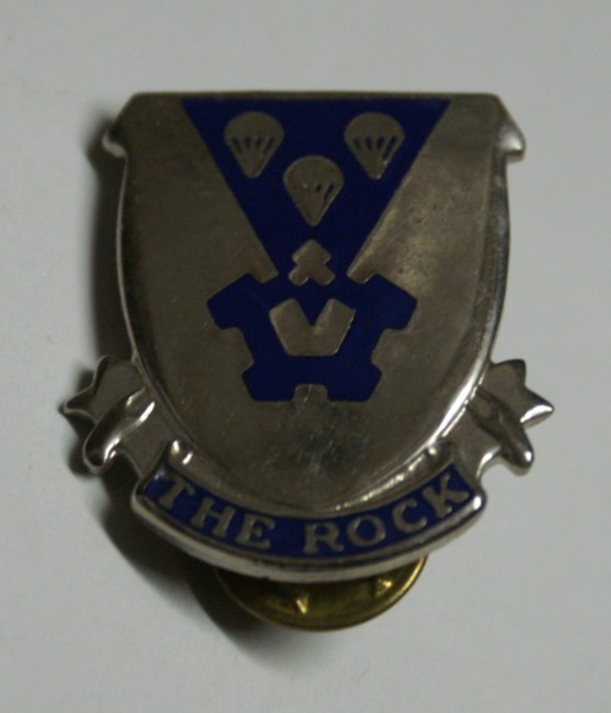 WWII US Army 503rd Infantry Airborne the Rock Crest Military Pin SN885
