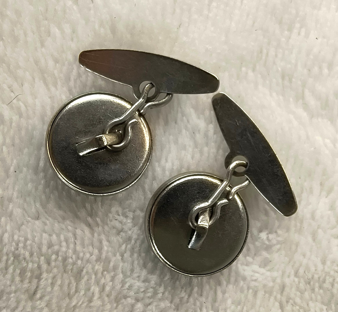 Vintage Cufflinks Coat of Arms Crest Swords Silver Tone Cuff Links