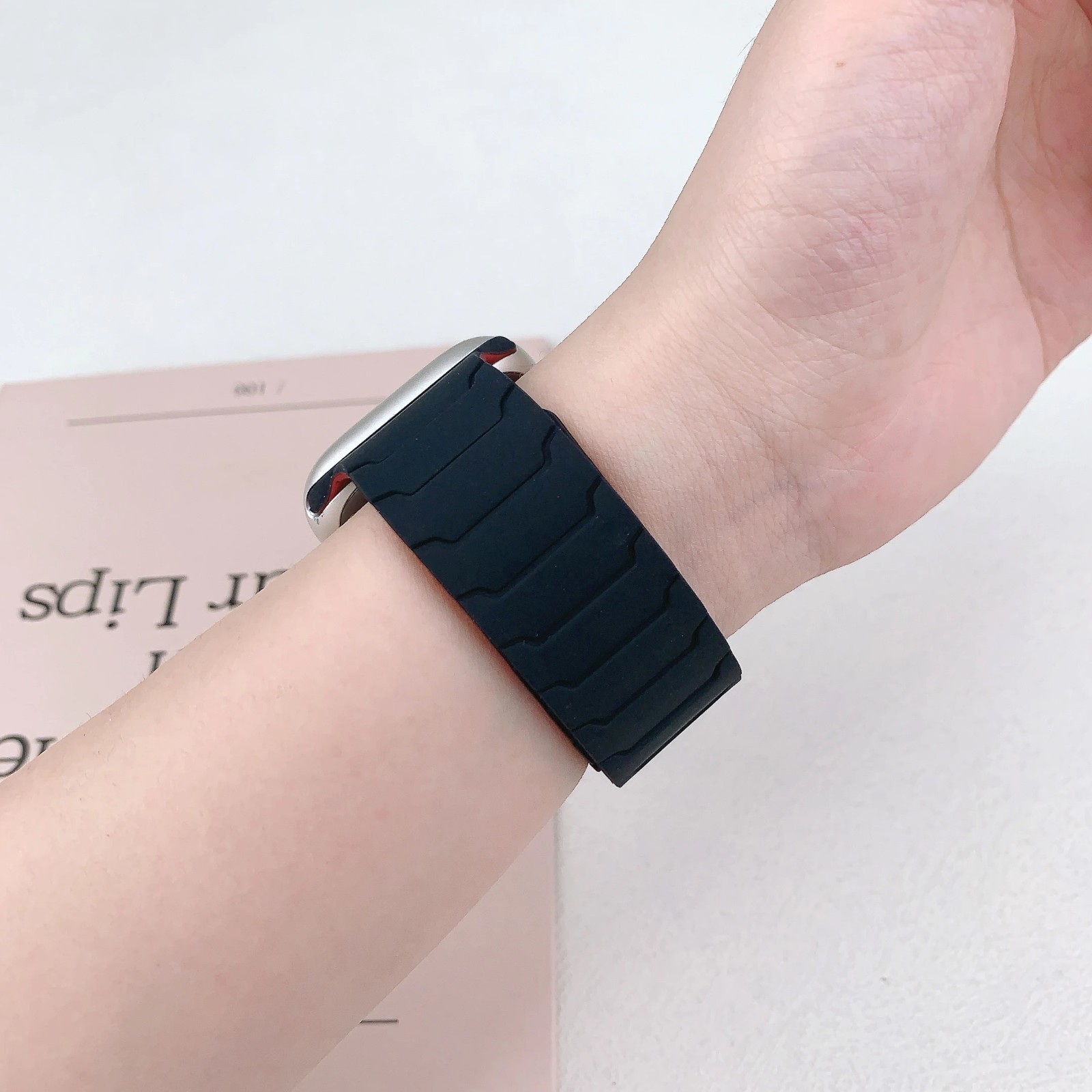Magnetic Strap For iWatch Ultra 2 Series 10 9 8 7 SE 6 5 Silicone iWatch Band