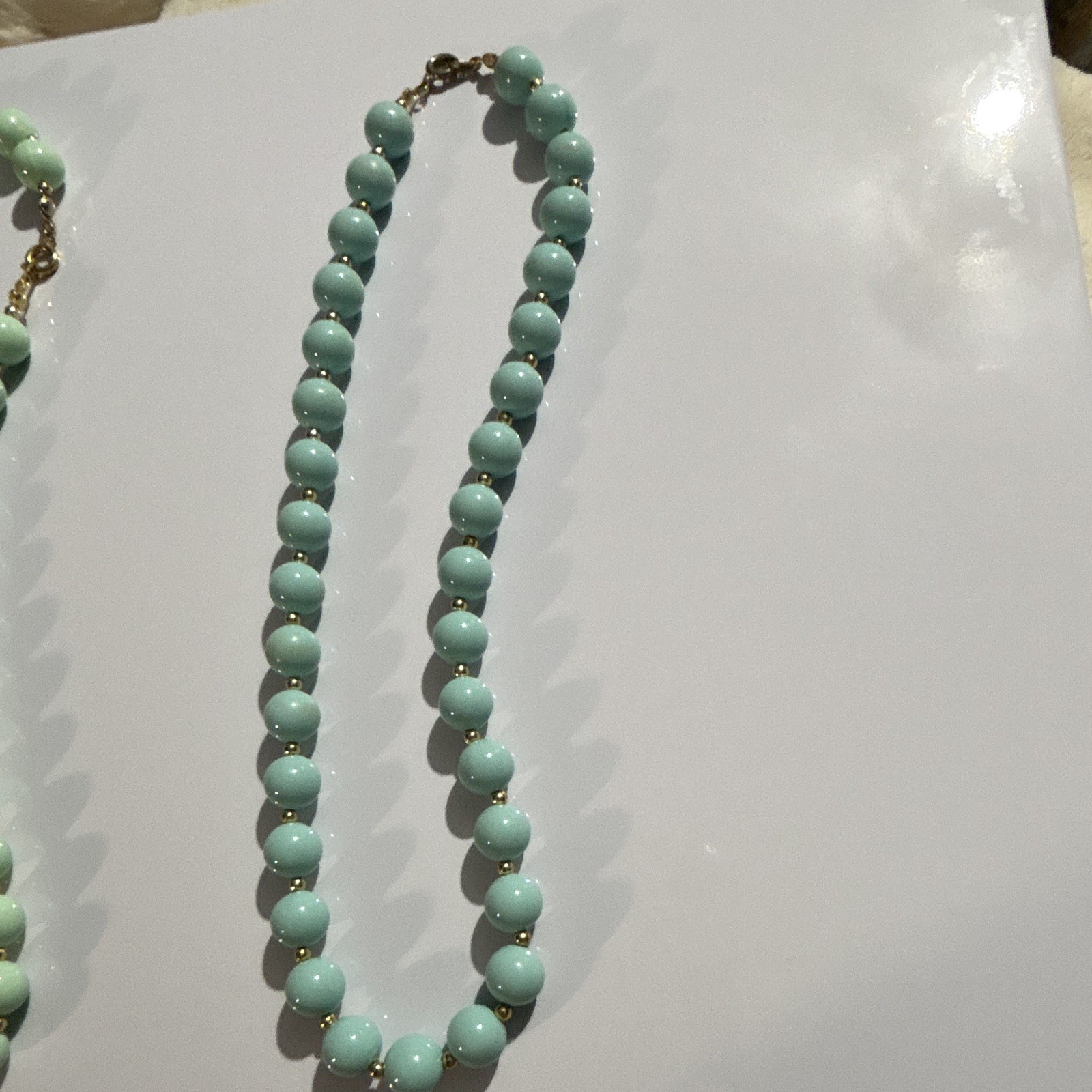 Green Beaded Plastic Necklace Ball/Bead Chain Lobster Clasp No Stone