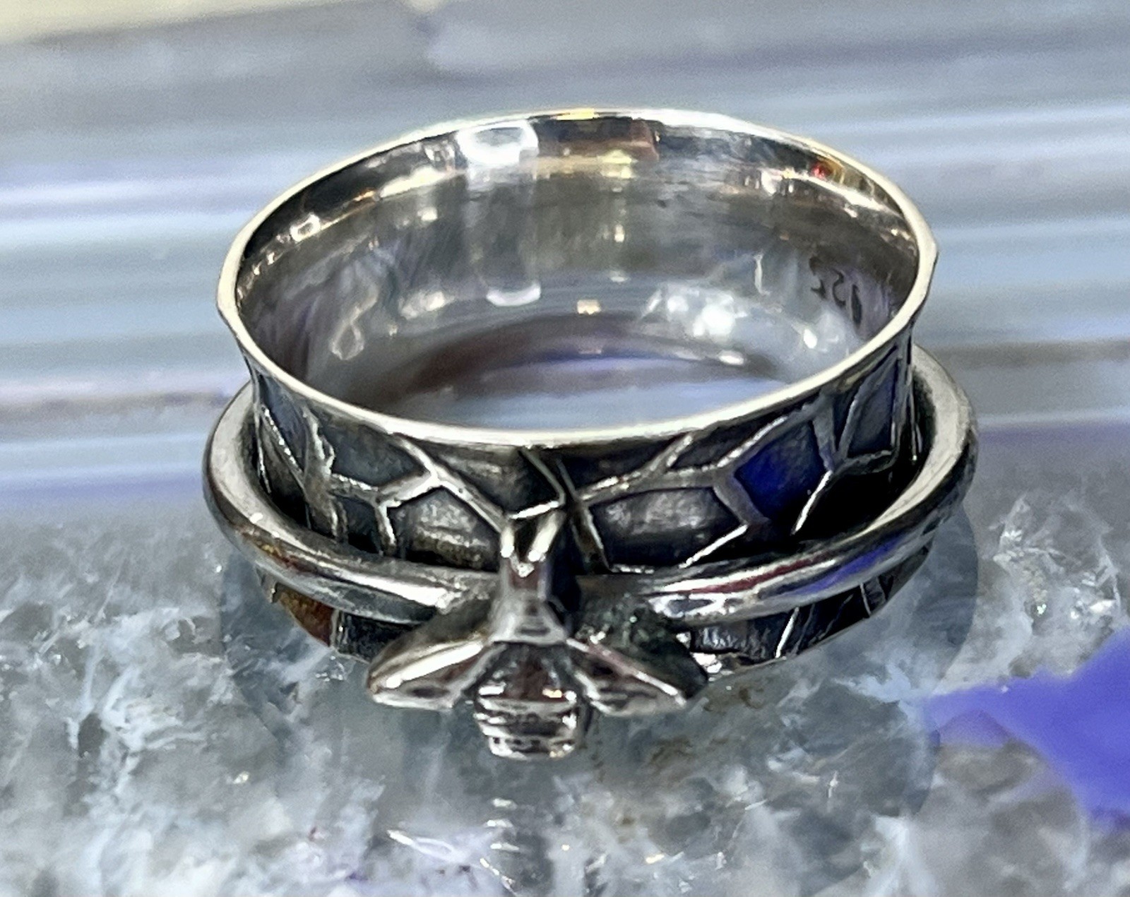 925 Honeycomb Sterling Silver Spinner Ring w/ Bee Accent Fidget Meditation Band